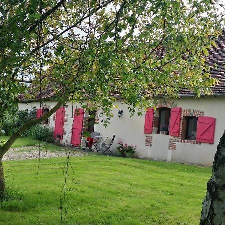 Vila La Petite Fermette Challuy Exteriér fotografie