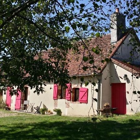 Vila La Petite Fermette Challuy Exteriér fotografie
